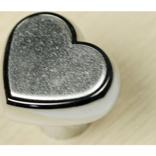 10Pcs/Lot Heart-shaped Kitchen Cabinet knob And Drawer Pull
