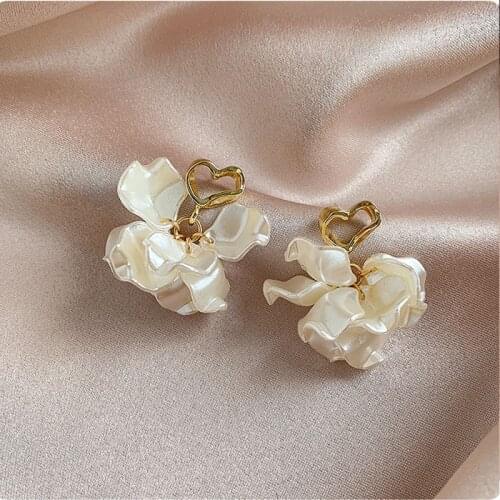 Super fairy new wave transparent petal earrings female personality sweet earrings net red temperament simple elegant earrings