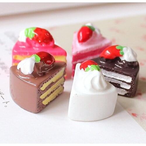 10PCS Dollhouse Miniature Resin Triangle Cakes Doll Mini Food Bakery Bread DIY Kitchen Accessories