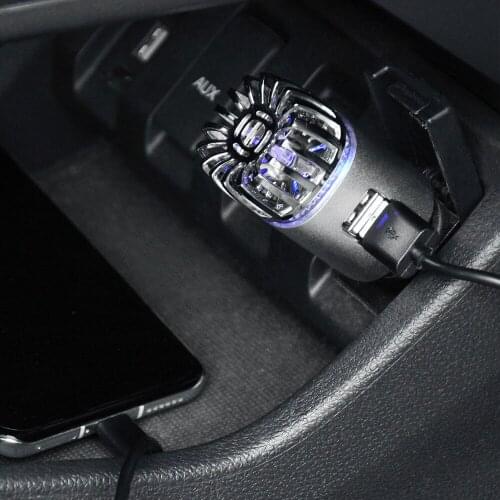 The latest model car air purifier car oxygen bar car negative ion