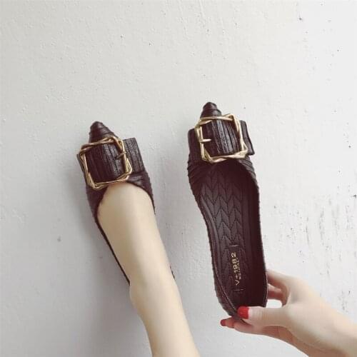 Spring autumn new fashion metal decoration retro simple mature charm lady flat shoes rubber sole non-slip wear-resistant W33-89