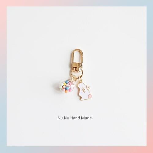 Trendy Rabbit Keychain Cute Glass Ball Pendant For Clothes Backpack Keyring Car Key Chains Charms Couple Gift Original Design