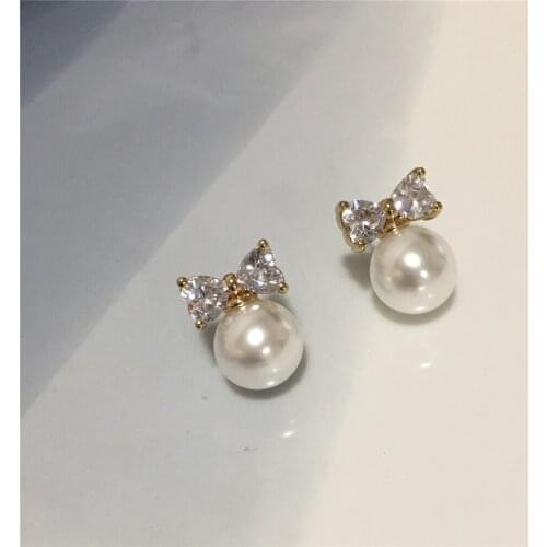 2020 New Arrivals High Quality Lovely Gorgeous Zircon Shiny Stone with Perfect Round Pearl Stud Earrings For Girl Lady Gift