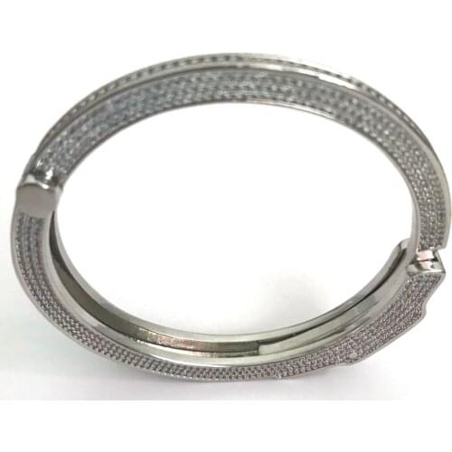 Iced out handcuffs bracelet