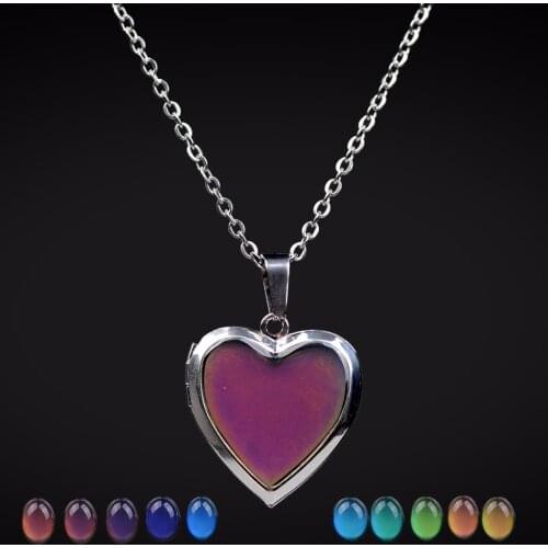 Mood Necklaces Peach Heart Love Pendant Necklace Temperature Control Color Change Necklace Stainless Steel Chain Jewellery Women