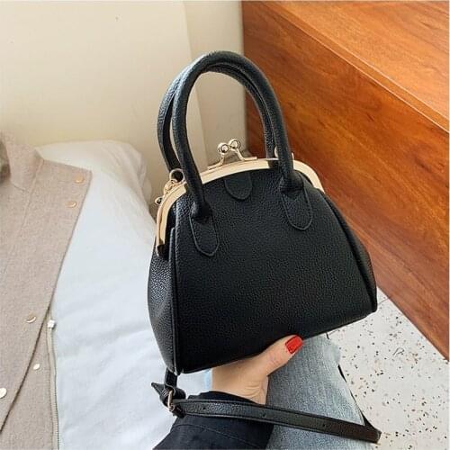 2021 New Style Korean Fashion Western Style Handbag High Quality One-shoulder Messenger Shell Bag Texture Popular Bag Women