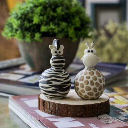 Mini Ceramic Arts Crafts Giraffe And Zebra Handmade Miniature Figurines Cute Fairy Garden Creative Home Decoration Accessories