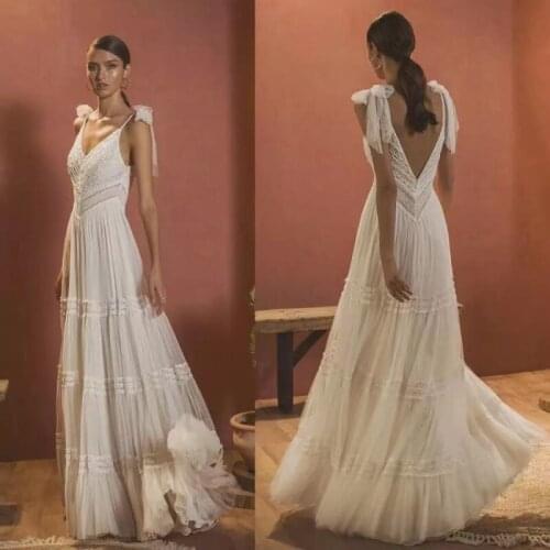 Wedding Dresses 2021 Spaghetti V Neck Lace Appliqued Beads Boho Beads Bridal Gowns Floor Length Backless Wedding Dress