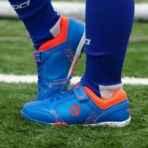 Boy Sport Shoes Childrens Crushed Football Shoes Little Girl Shoes Kids Short Nail Leather Integrated Training Shoes Lightly