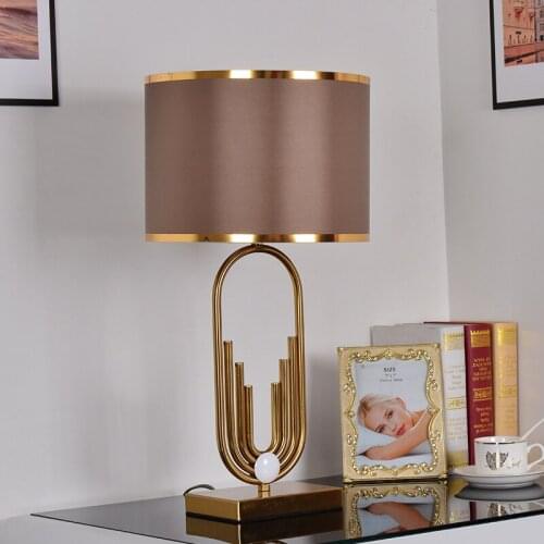 Luxury Nordic table lamps Bedroom bedside lamps Living room study European warm and creative wrought iron table lamps