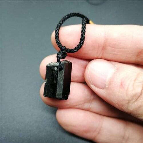 Natural Crystal Black Tourmaline Stone Pendant Black Tourmaline Original Stone Ore Specimen Fashion Jewelry Accessories Gift