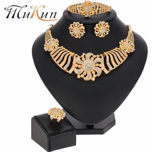 African Dubai Fashion Jewelry Sets Bride Big Necklace Flower Shape Crystal Earring Ring Charm Women Bracelet Jewelry for Women