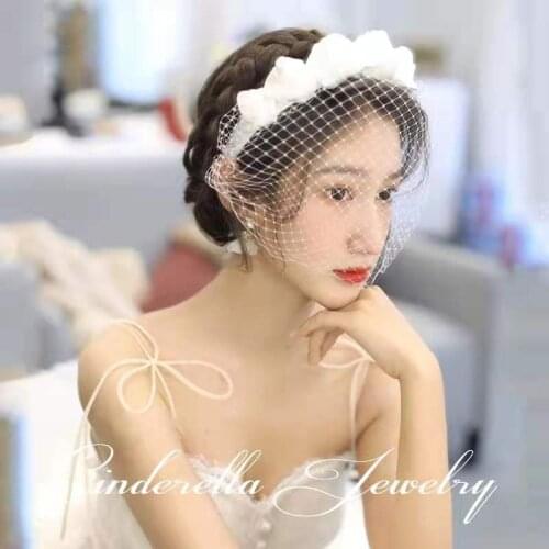 White Headband Veil Satin Rose Shape Pearls Mesh Fishnet Veil for Elegant Bridal Headpiece Wedding Accessories 2021