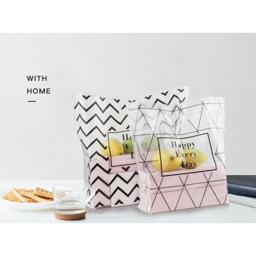 28x28cm Plastic Gift Bags With Handle Shopping Bags Food Storage Bag Christmas Birthday Party Candy Wedding Decoration Gift Bags