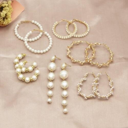 Fashion New Pearl C-shaped Earrings Womens Simple Temperament All-match Semi-circle Pearl Earrings Charm Gift