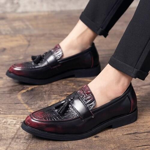 2021 Fashion Mens Alligator Pattern Classic Casual Tassel Loafers Men Driving Comfy Breathable High Quality Leather Men Shoes