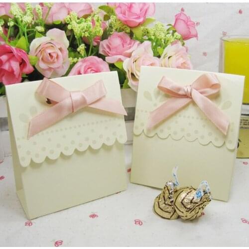 50pcs/lot DIY Wedding Candy Box Light Yellow Gift Box With PInk/Yellow Ribbon Simple Sugar Box