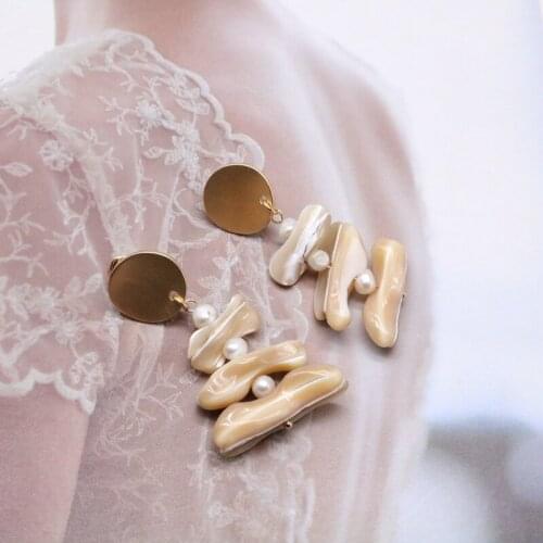 Cute Fresh Water Shell Sweet Clip Earring