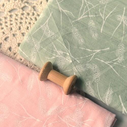 Upholstery Cotton and Polyester Fabric Printed Pattern Fabric for Clothing Full Body Dress Shirt Baby Clothes Fabric