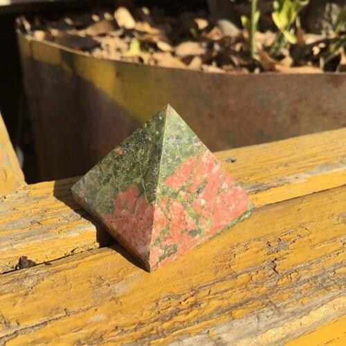 Wholesale natural Unakite stone Rock crystal healing pyramid
