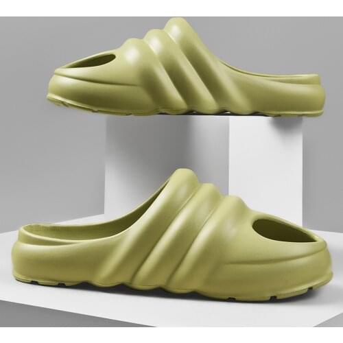 2021 Summer New Slippers Male Kanye Co-branded Sandals Ins Trendy Men Casual One-word Drag Plus Size