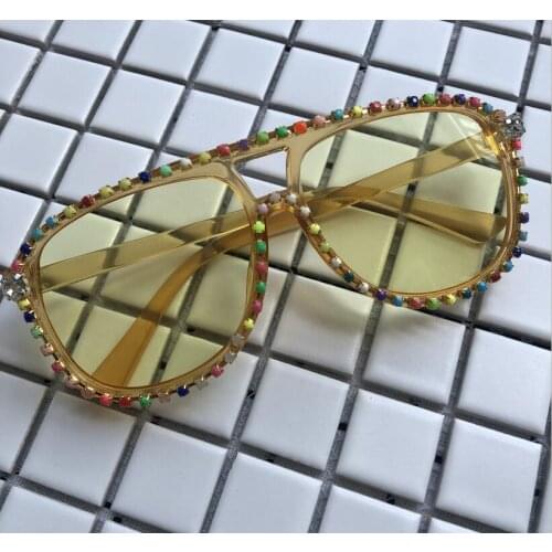2019 New Design Yellow Women Men Sunglasses Rainbow Beads Luxury Eyewear UV400 Nigh Vision Lens Eyeglasses Poilt Shades Oculos
