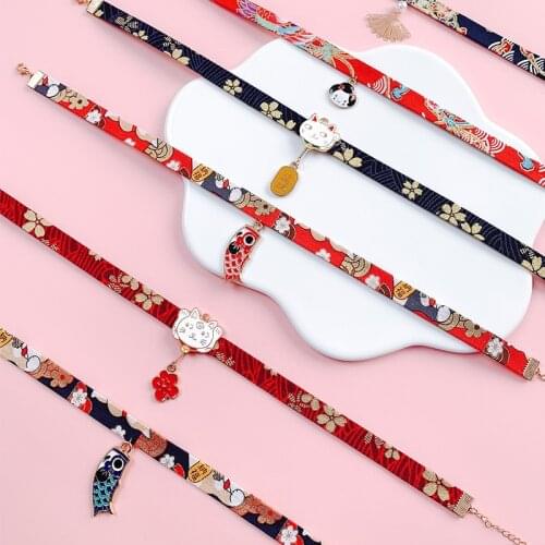 Doreen Box Chokers On The Neck