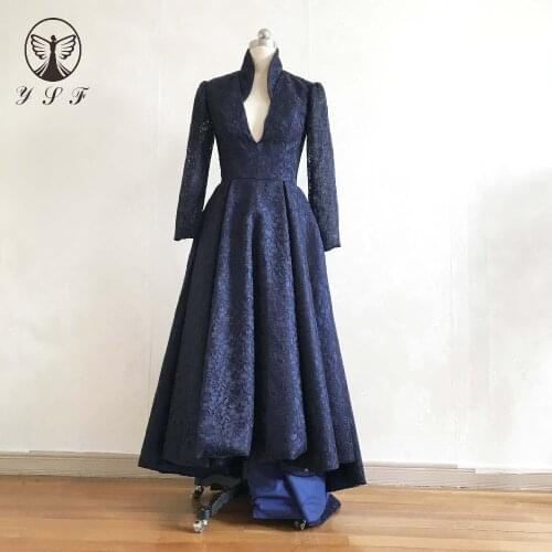 2018 Vintage Vestidos De Formature Dark Navy Plunging V Neck Lace Long Sleeve Short Front Long Back High Low Prom Dresses