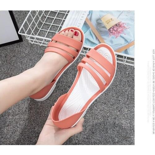 2021 Summer New Style Sandals Women Flat Beach Shoes Seaside Plastic Sandals Fashion Crystal Jelly Shoes Women Summer