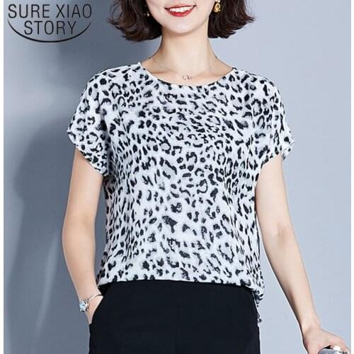 2020 Summer New Short Sleeve Leopard Loose Chiffon Shirt Women Slim Fit High-End Print Base Fashion Tops Womens Tunic 8843 50