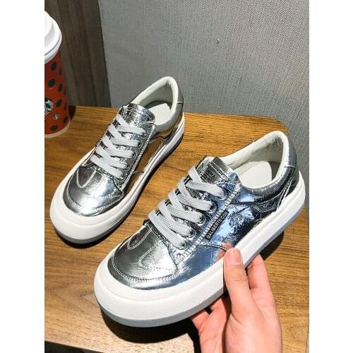 2021 spring and autumn new ladies white shoes Korean version of all-match sports shoes hot sale flat shoes casual sports shoes