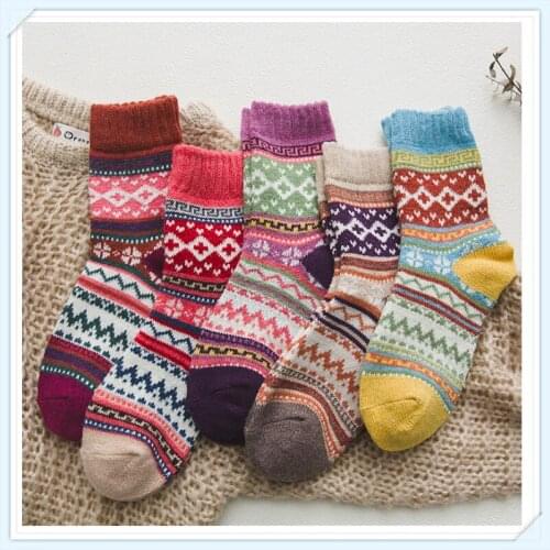 Winter Cartoon Womens Pure Cotton Socks With Wool 3D Socks Five Colors of Pure wool Female Socks Winter for Lady