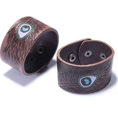 Vintage Peacock Feather Engraved Cowhide Leather Men Bracelet Charm Wide Bangles Adjustable Buckle Wristband Male Bracelet Gift