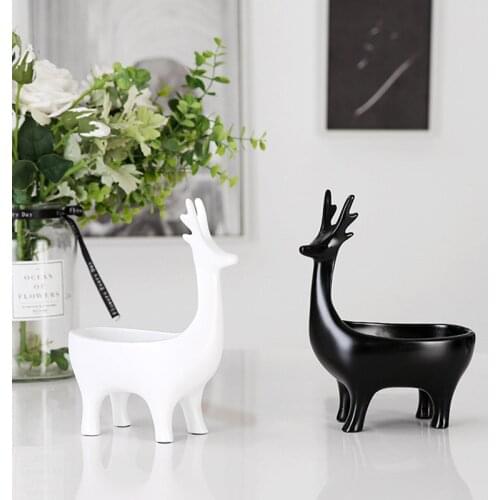 21cm Resin Deer Figurines Keychain Desktop Decoration Home Accessories Porch Remote Control Storage Animal Ornament Gift