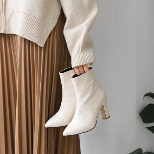 Fashion Boots Pointed Toe Thick Heel 4CM / 6CM High Heel Single Boots Zipper Women Boots Size 33-42 White Brown Black