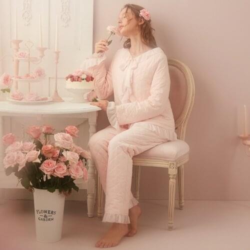 Free Shipping 2017 New Winter Cotton Princess Womens Winter Pink Sleepwear Pajamas Long Pants Set Home Coth camisolas de dormir