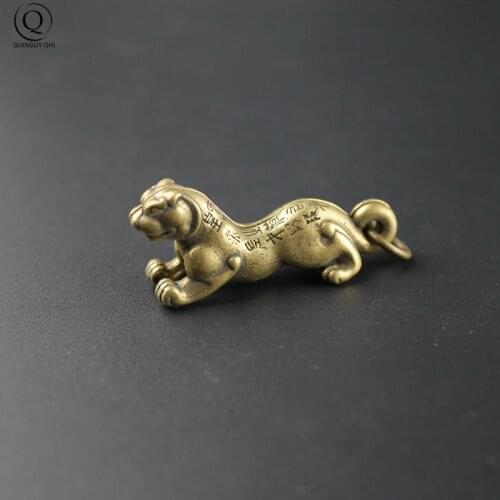 Brass Tiger Engraved Chinese Words Car Keychain Pendant Jewelry Symbol of Imperial Power Luxury Men Fashion Key Chains Hangings