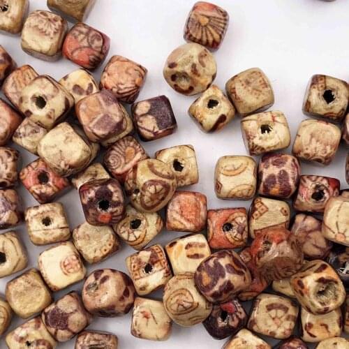 100pcs 8X8mm square mixed Printed Wooden Beads for Macrame Charms Crafts Making Hole2mm Beads For Bracelet necklace Jewelry