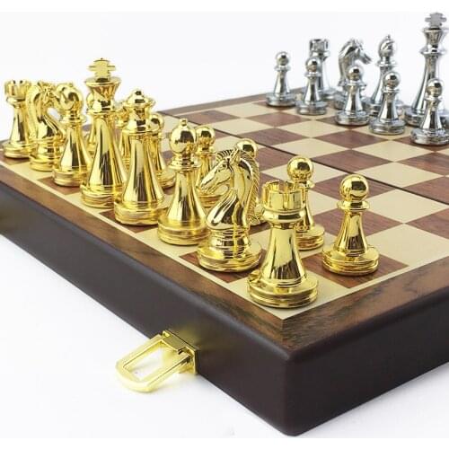 BSTFAMLY Kirsite Metal Chess Set Portable Game of International Chess Wooden Folding Chessboard King Height 67mm Chess Game I8