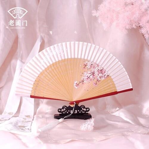 Narrow edge folding fan fan in China ancient folding fan classical female hanfu hanfu ladys fan fan ancient tassel
