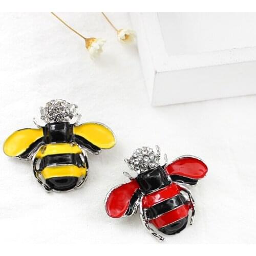 Delicate Little Bee fashion new ladies jewelry Pin Brooch Gift Black Brooches For Women Bag Coat Cardigan Girl Christmas Brooch
