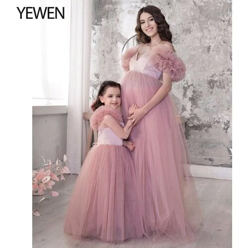 Cute Pink Tulle Prom Dress Long Off Shoulder Maternity Gowns for Photo Shoot Mom and Me Photography Dresses YeWen