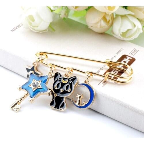 Anime Diana Crescent Cat Star Magic Wand Animal Enamel Metal Brooches Bag Clothes badges Lapel Pins For Kids Girls