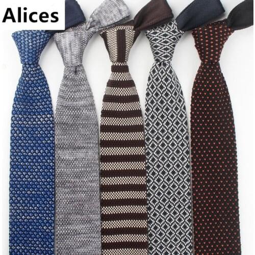 6cm New Knitted Knit Leisure Triangle Striped Ties Normal Sharp Corner Neck Ties Men Classic Woven Designer Cravat