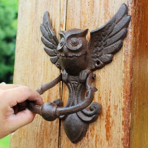 Rustic Owl Cast Iron Door Knocking Handle Farm House Accents Heavy Metal Flying Owl Figurines Door Handle Iron Hand Knockings