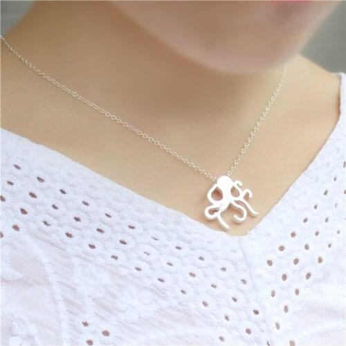 European and American popular, unique super squid necklace with minimal jewelry for mom and girlfriend