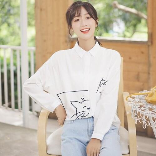 Sweet Women Shirts Long Sleeve Turn Down Collar Cat Embroidery White Blouse Loose Tops Fashion Relax Clothes Harajuku Wear