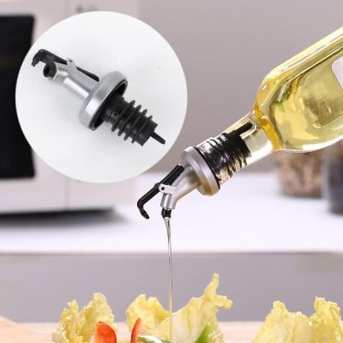 Olive Oil Sprayer Vinegar Wine Pourers Oil Dispenser Bottles Nozzle ABS Lock Plug Leak Proof Kitchen Cooking Accessories