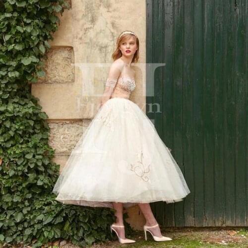 Delicate Sheer Top Crystal Beaded Evening Gowns 2021 Custom Made Embroidery Long Sleeve Party Dress Special Occasion Dress