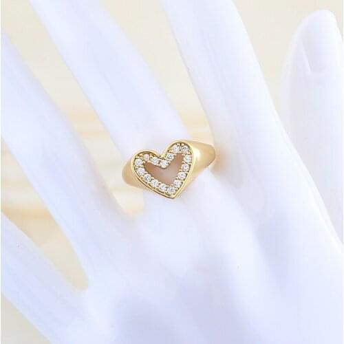 Elegant Female Heart Shaped Hollow Love Heart Cubic Zircon Finger Rings For Women Fashion Party Wedding Jewelry Ring Gift